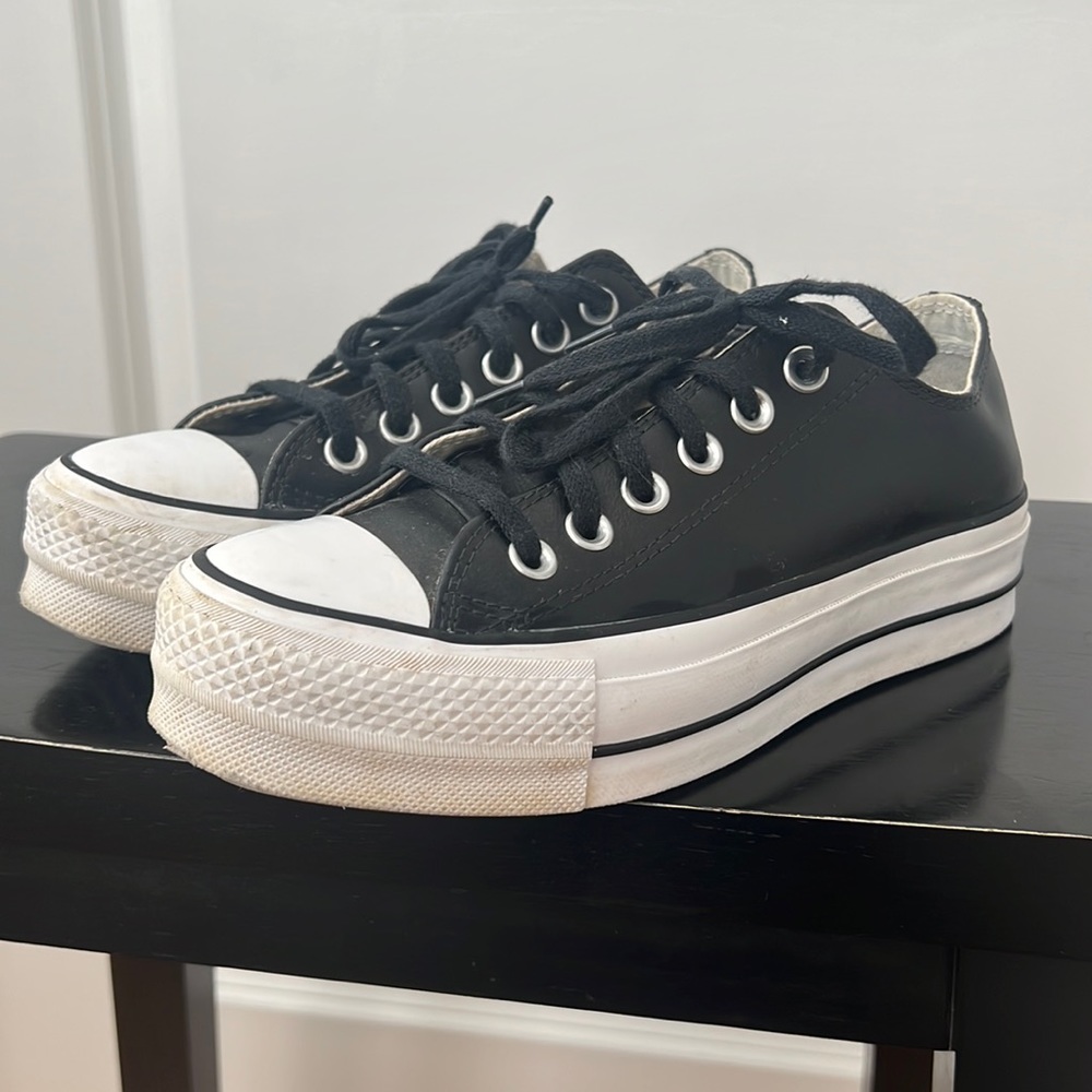 Platform leather converse